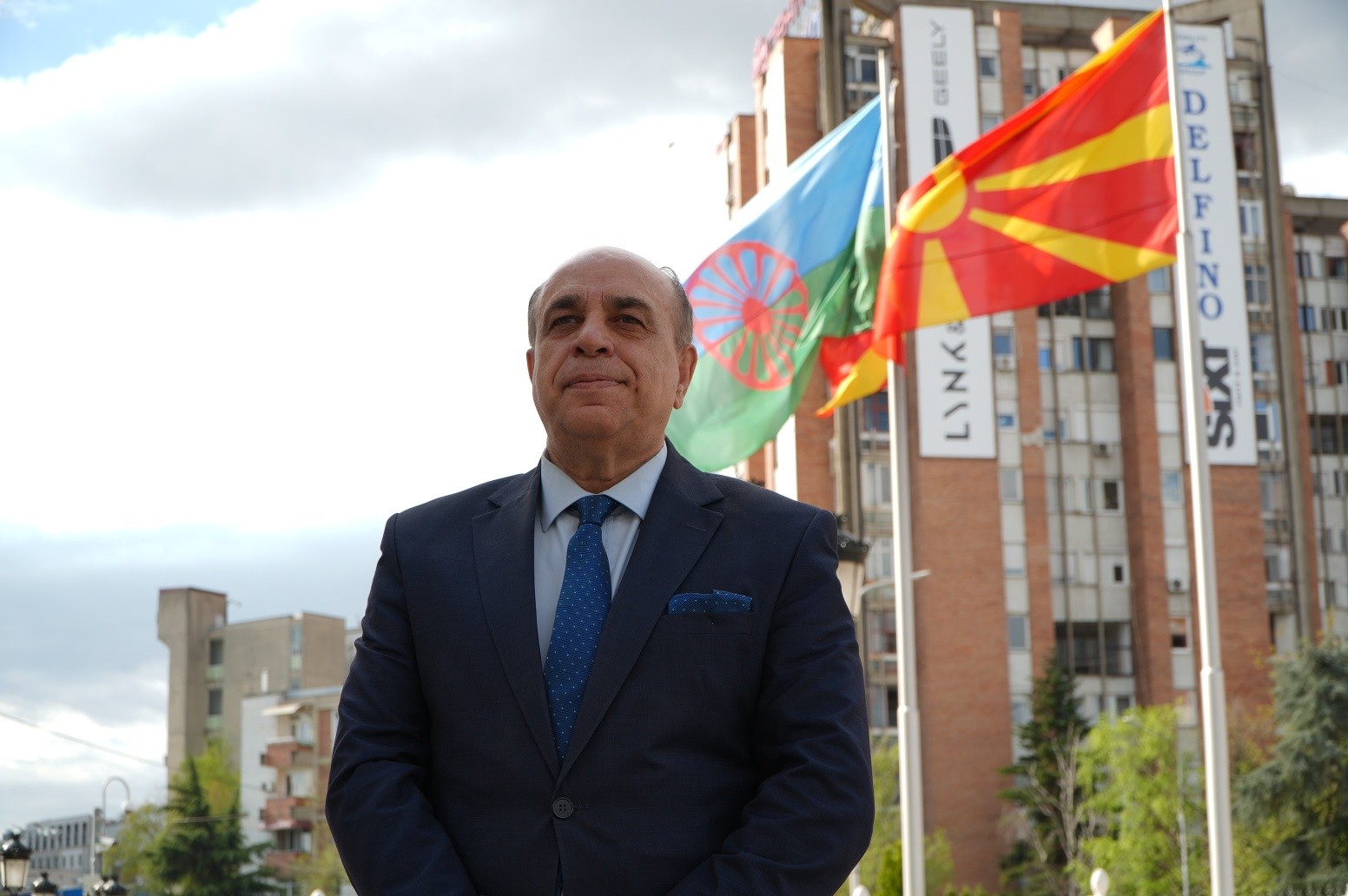 Честит 8 Април - Меѓународен ден на Ромите!