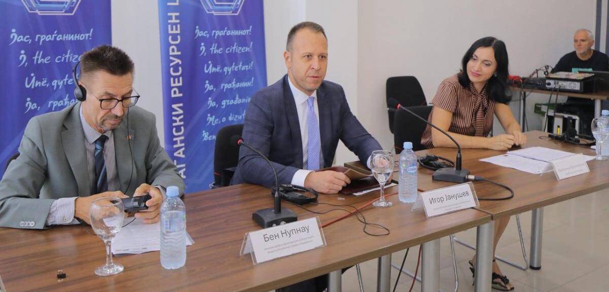 Дебата Зајакнување на соработката меѓу Владата и граѓанското општество