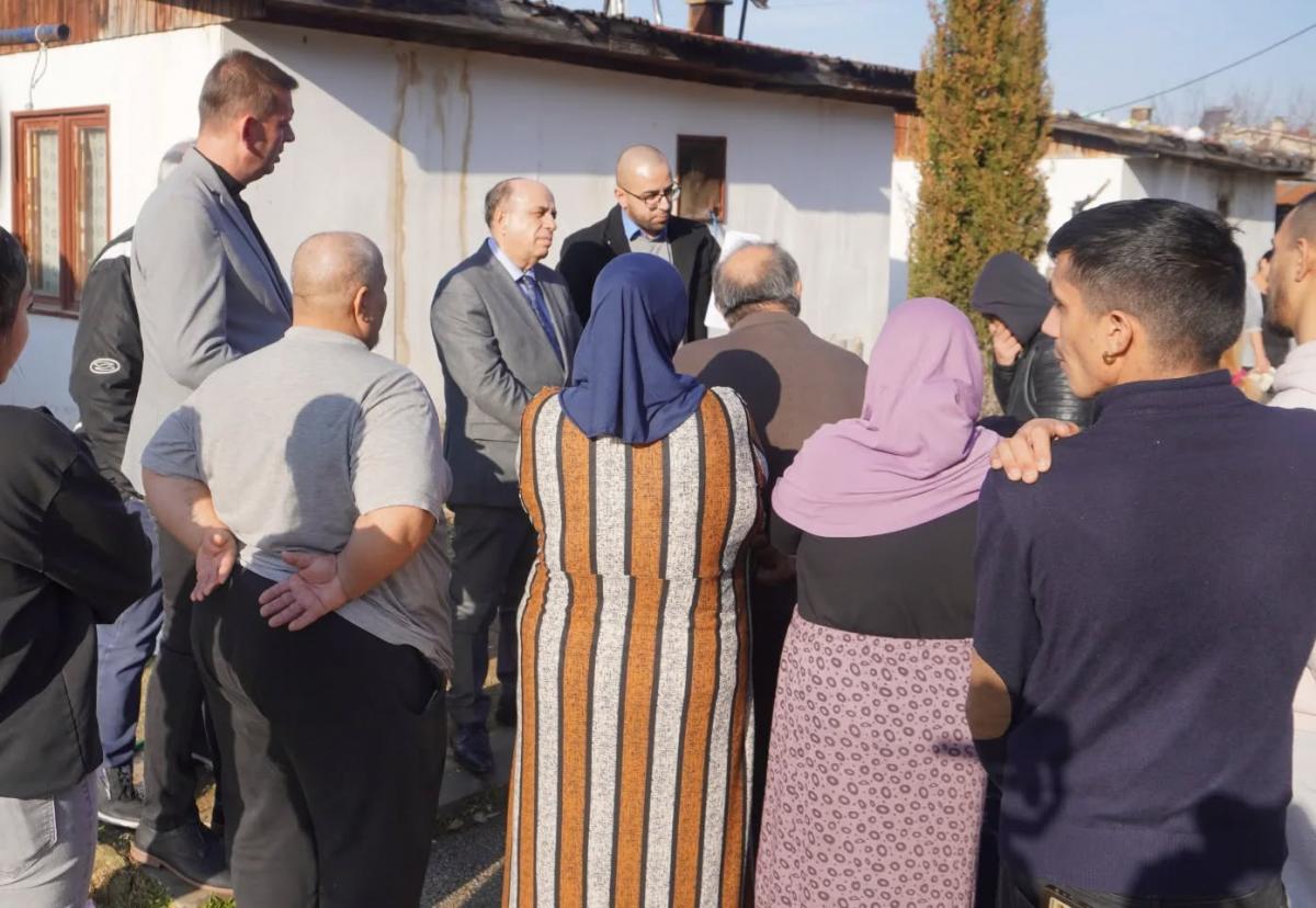 Министерот Салиу на увид во населба Тунел - Бараки, Велес