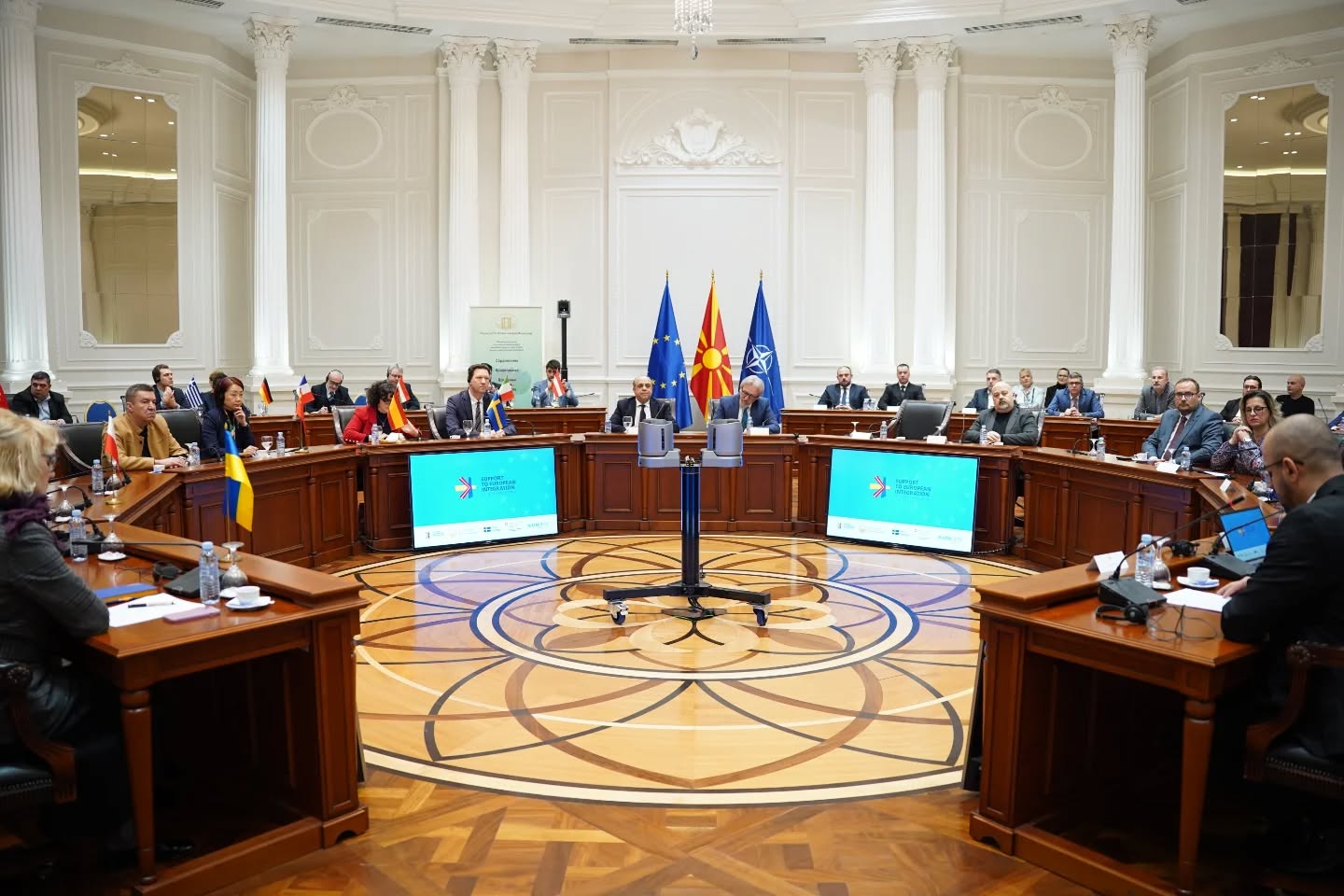  Во соработка со United Nations Office for Project Services (UNOPS), на високо ниво беше презентирана SWOT анализата изработена од експертот Ебен Фридман, ангажиран преку проект на UNOPS